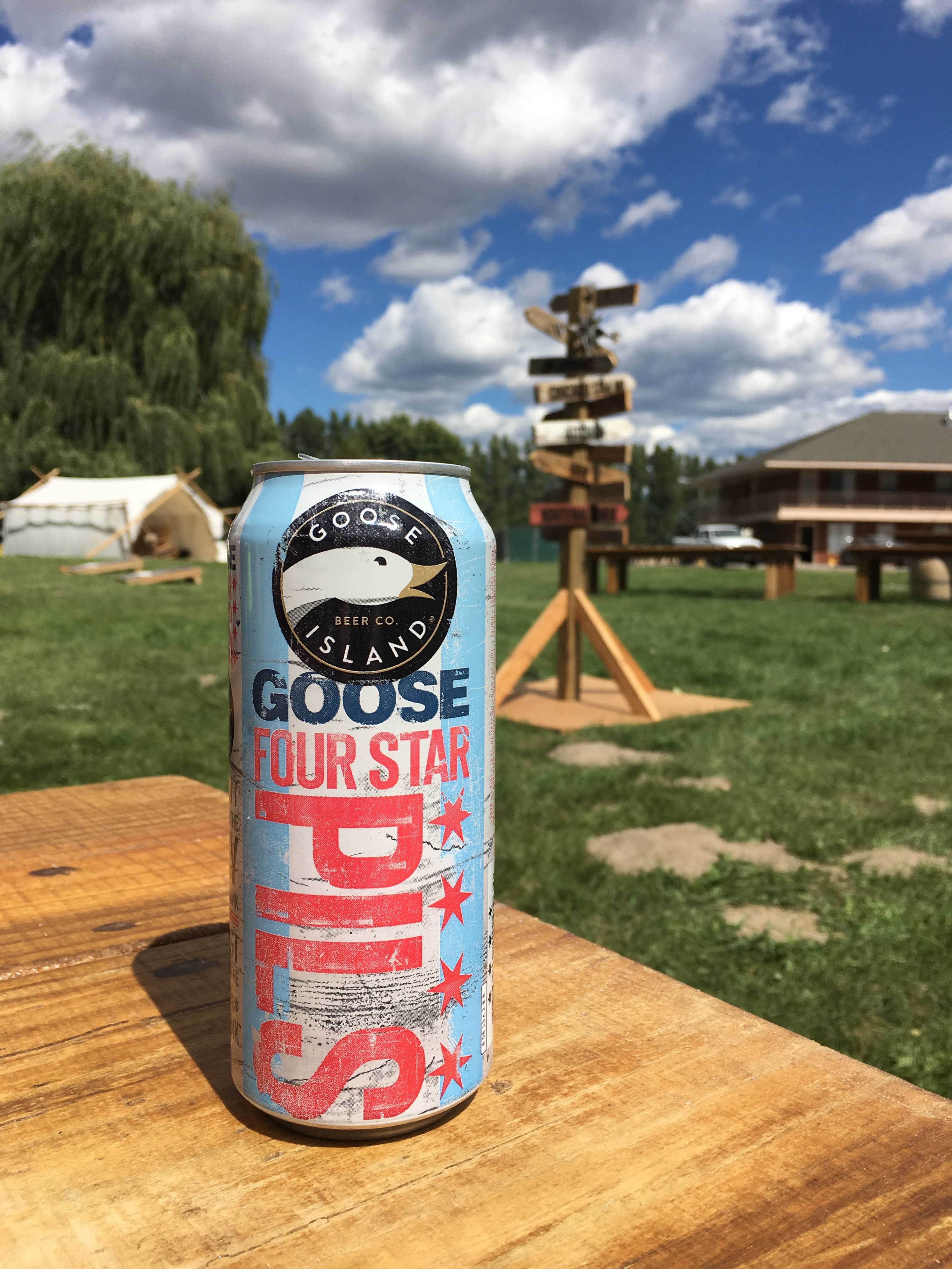 Upon arrival at Elk Mountain Farms we grabbed a tallboy of Goose Island Four Star Pils. The four stars refer to the stars on the Chicago City Flag.