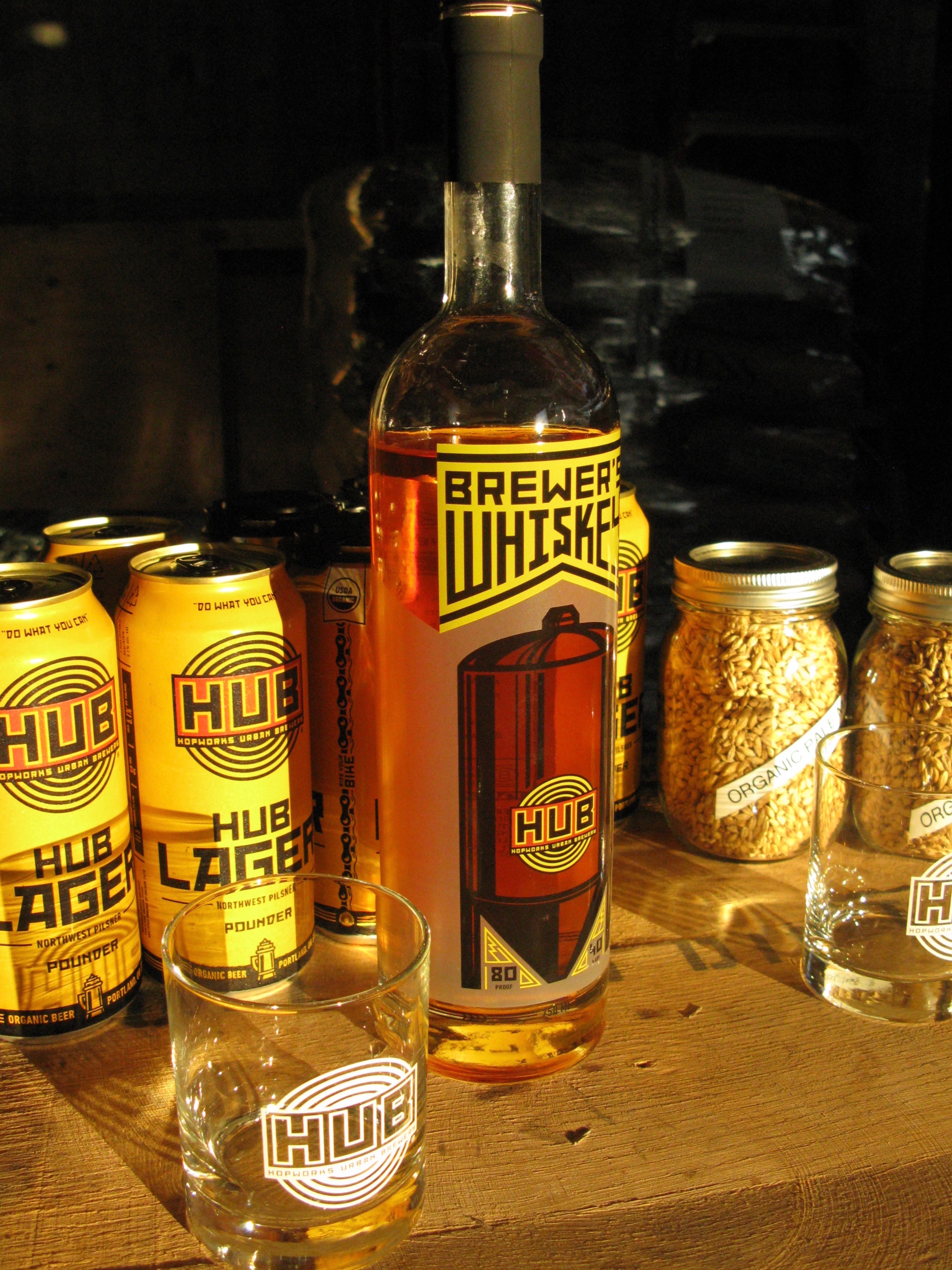 hopworks-urban-brewry-hub-brewers-whiskey-foystonfoto