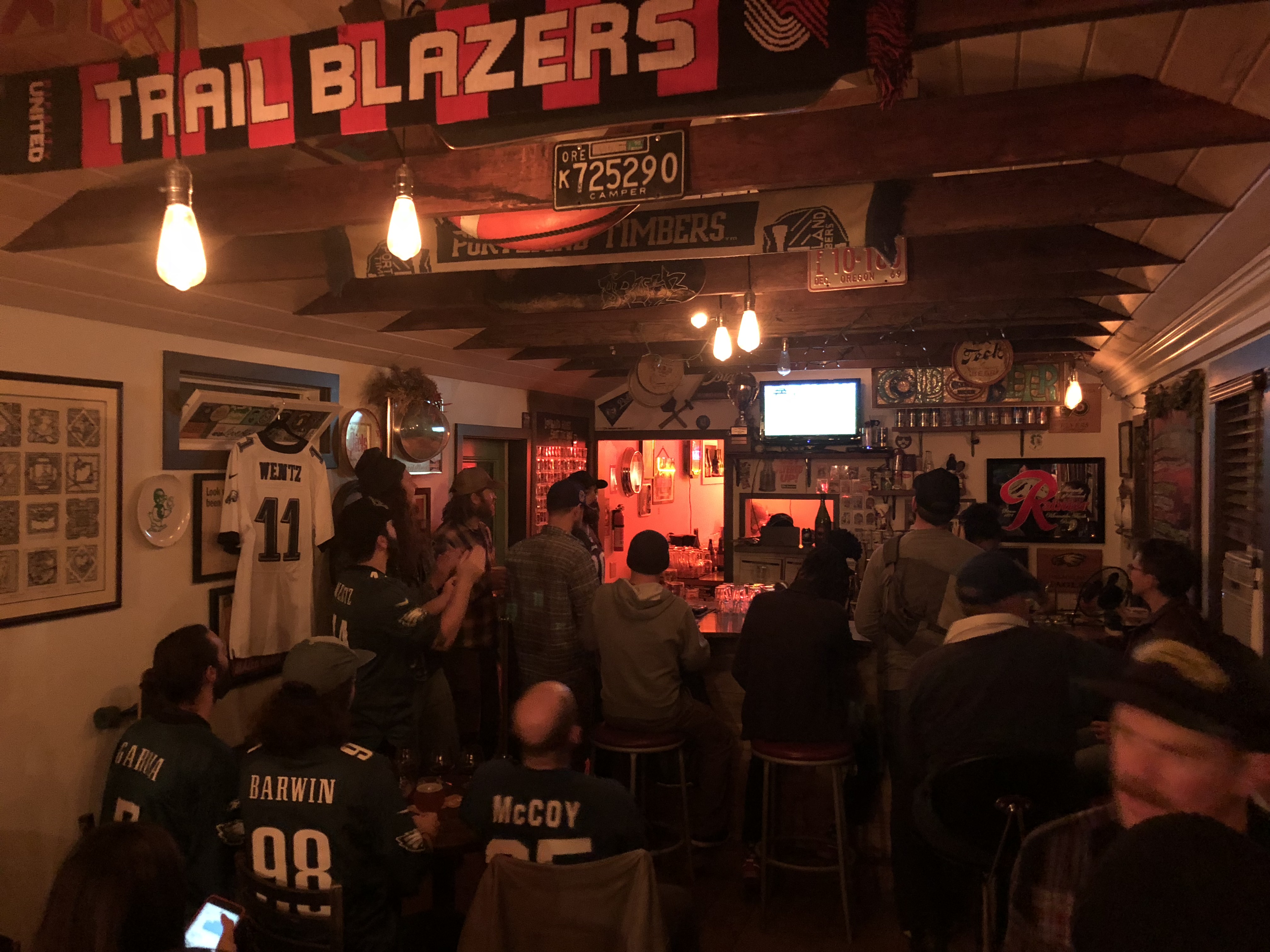 A new event during 2017 Killer Beer Week was held at Lombard House for Killer Case of the Mondays. This cozy bar is also home to viewing Philadelphia Eagles games.