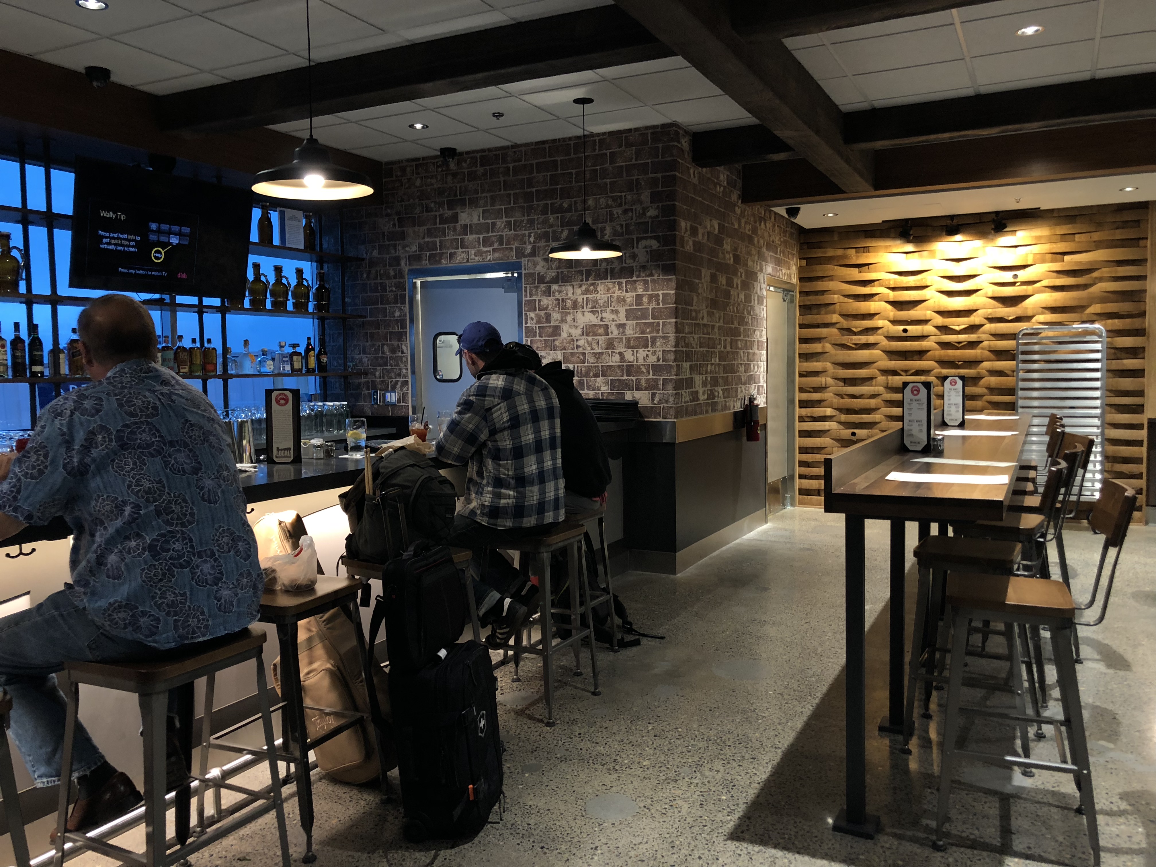 A Look Inside The New Deschutes Brewery Pub At Portland International ...