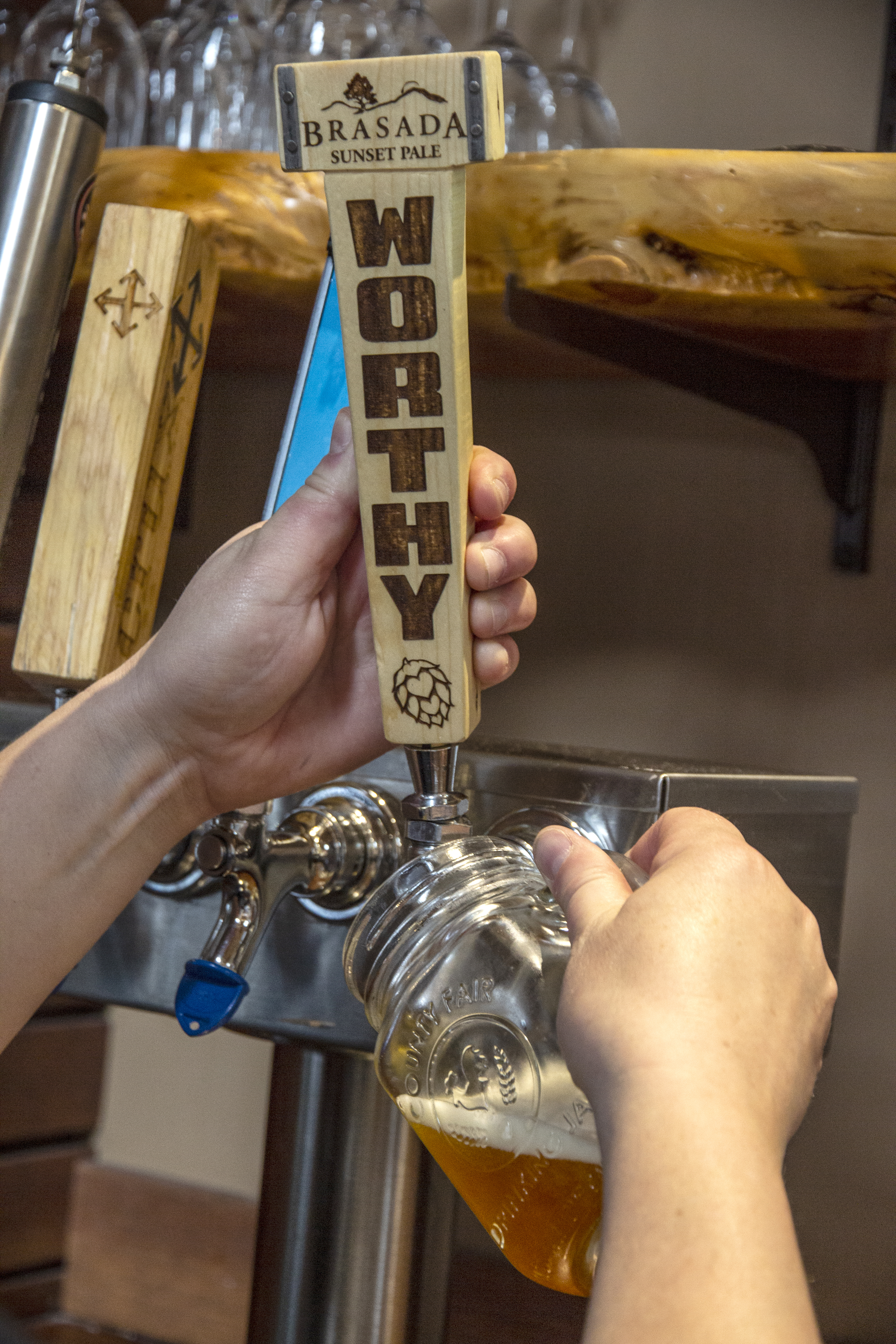 image of Brasada Sunset Pale Ale Tap Handle courtesy of Worthy Brewing
