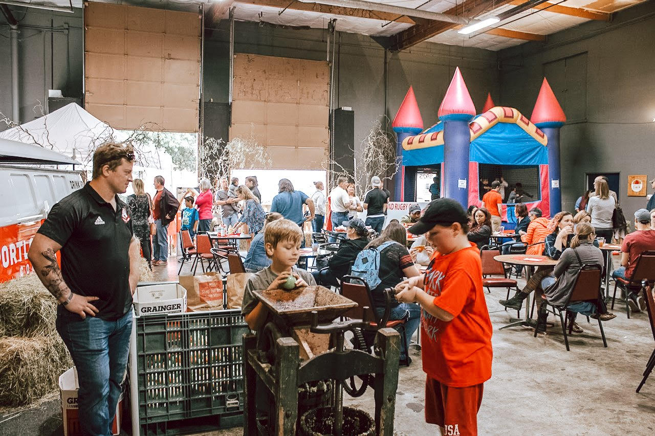 Portland Cider Celebrates 2019 Fall with Annual Pressing Party. (image courtesy of Portland Cider Co.)