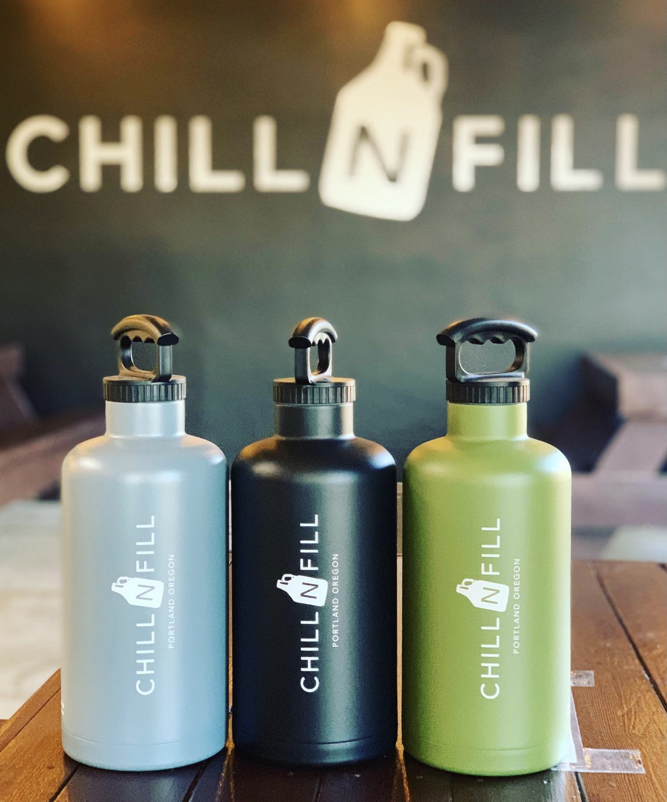 image of Stainless Steel, Double Walled 64oz Growlers courtesy of Chill N Fill