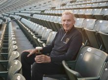 image of Joe Montana with a Guinness Draught courtesy of Guinness