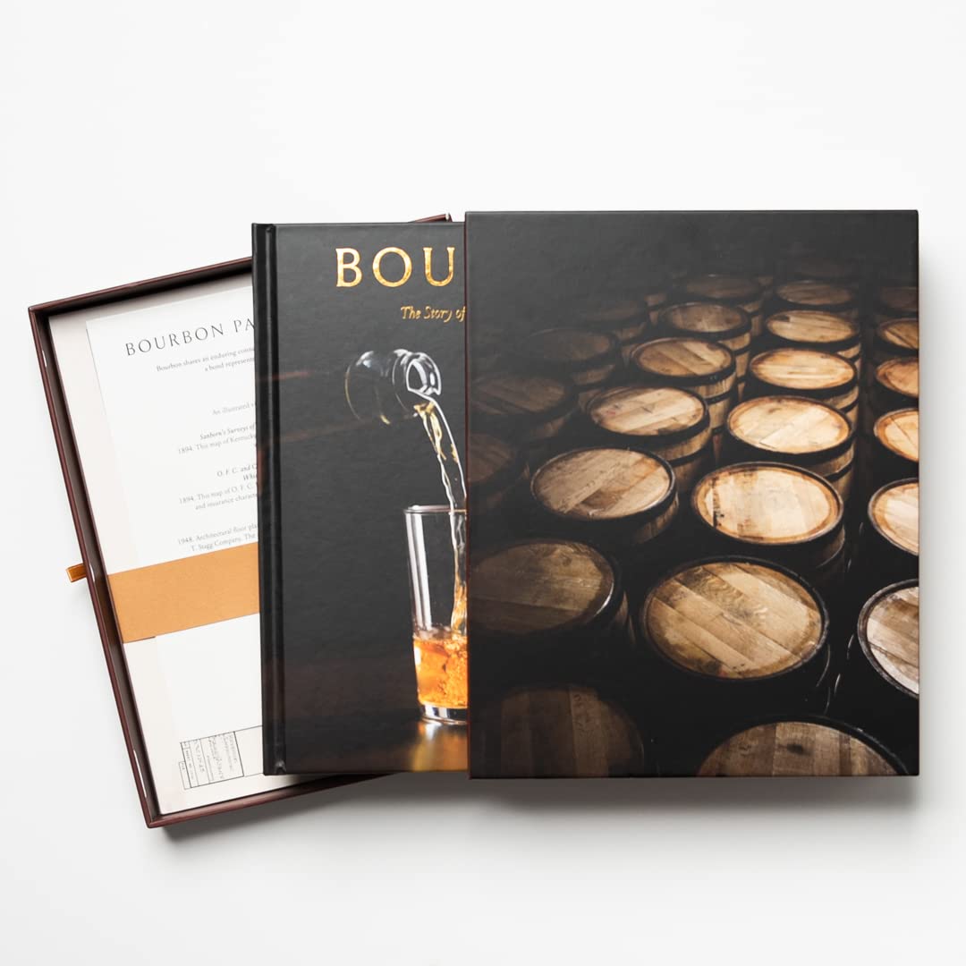 Bourbon [Boxed Book & Ephemera Set] - The Story of Kentucky Whiskey by Clay Risen