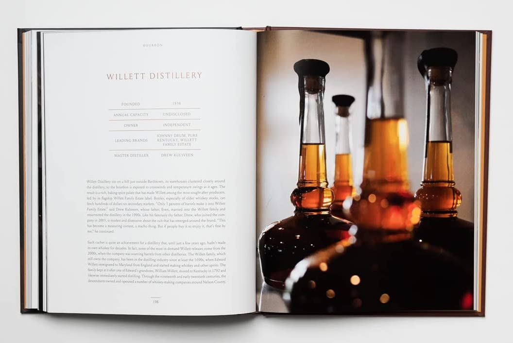 The Impossible Collection of Whiskey by Clay Risen - Coffee Table