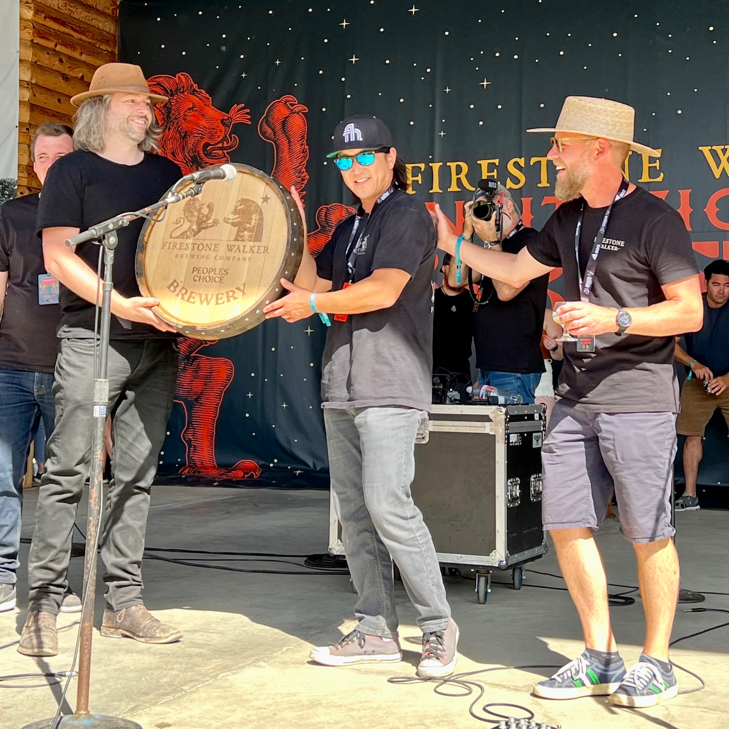 Matt Brynildson presenting Garage Project with the People's Choice Award at the 2022 Firestone Walker Invitational Beer Fest.