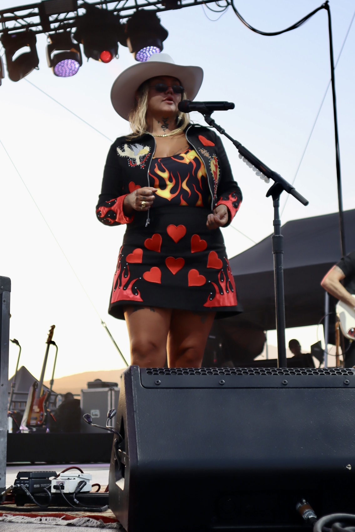 Elle King performing on stage at the 2023 Under the Big Sky Fest.
